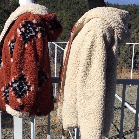 NWT Sweet Rain Reversible Fuzzy Jacket - Picture 2 of 5